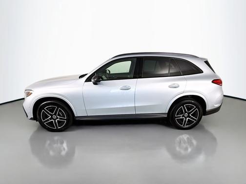 Cirrus Silver Metallic 2026 Mercedes-Benz GLC 300 4MATIC