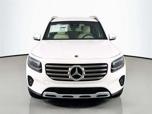 2025 Mercedes-Benz GLB 250 