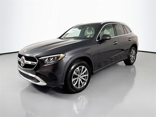 2025 Mercedes-Benz GLC 300 