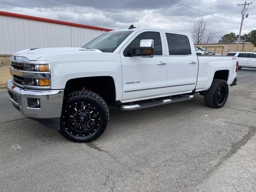 Photo 1 of 32 of 2019 Chevrolet Silverado 2500 LTZ