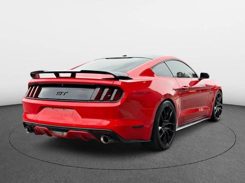 2017 Ford Mustang GT Premium