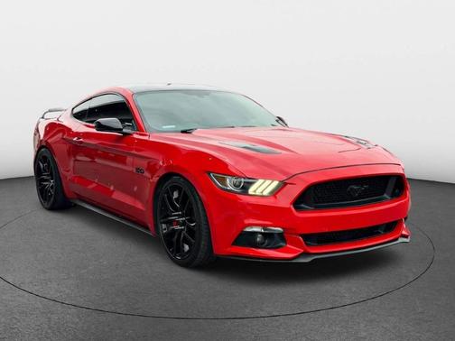 2017 Ford Mustang GT Premium