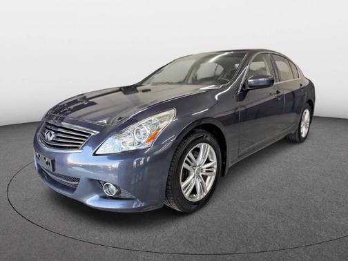 2011 INFINITI G37x Base