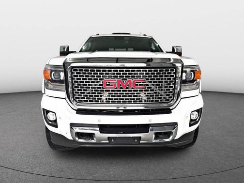 2016 GMC Sierra 2500 Denali