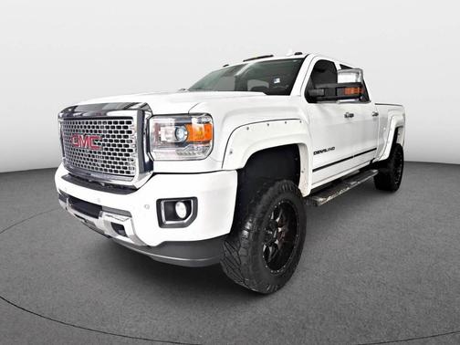 2016 GMC Sierra 2500 Denali