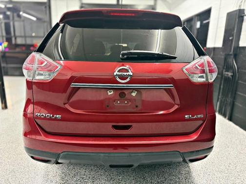 2015 Nissan Rogue SL