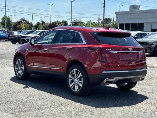 2024 Cadillac XT5 Premium Luxury