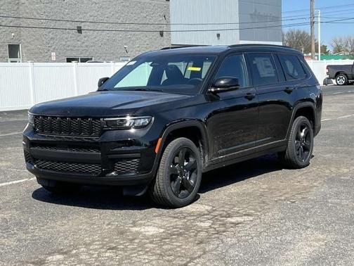 2025 Jeep Grand Cherokee L Laredo