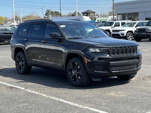 2025 Jeep Grand Cherokee L Laredo