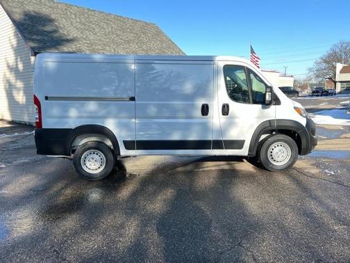 2025 RAM ProMaster 1500 Low Roof