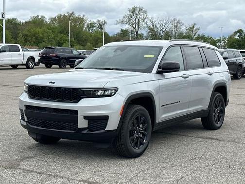 2025 Jeep Grand Cherokee L Laredo
