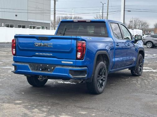 2022 GMC Sierra 1500 Elevation