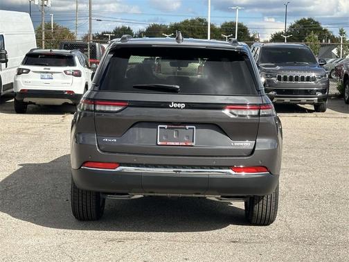 2025 Jeep Grand Cherokee Laredo X