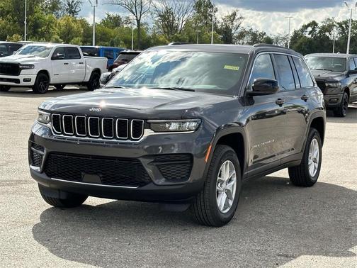 2025 Jeep Grand Cherokee Laredo X