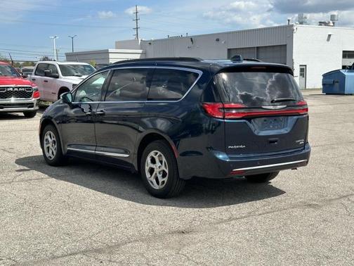 2022 Chrysler Pacifica Limited