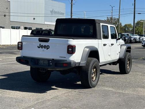 2020 Jeep Gladiator Sport