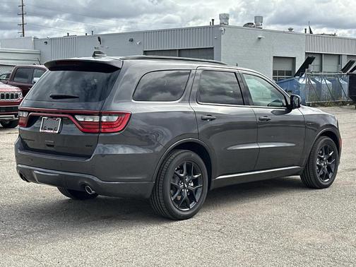 2026 Dodge Durango GT HEMI V8