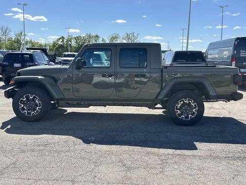 Sahara Beige 2026 Jeep Gladiator Sport
