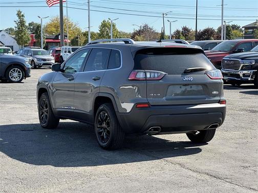 2021 Jeep Cherokee Latitude Lux