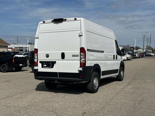 Bright White Clearcoat 2026 RAM ProMaster 1500 Base