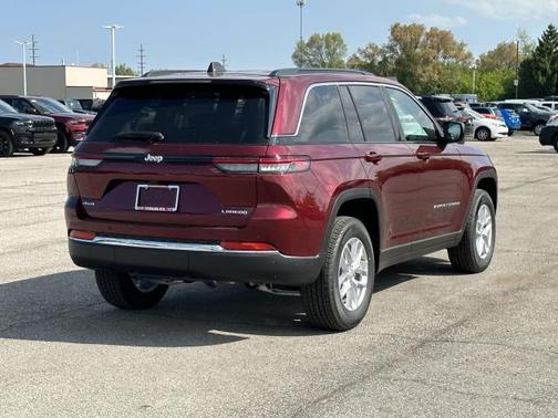 2025 Jeep Grand Cherokee Laredo X