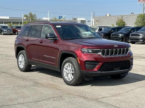 2025 Jeep Grand Cherokee Laredo X