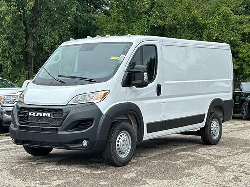 2025 RAM ProMaster 1500 Low Roof