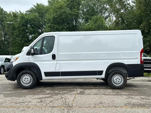 2025 RAM ProMaster 1500 Low Roof