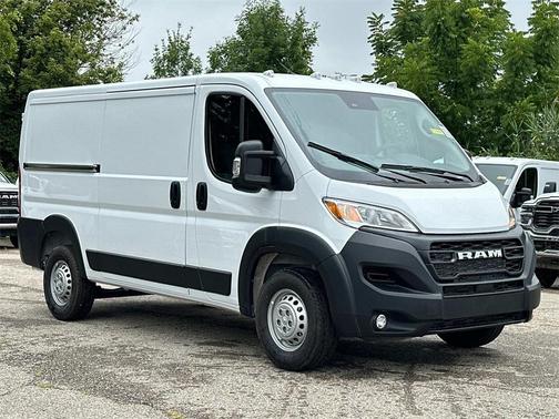 2025 RAM ProMaster 1500 Low Roof