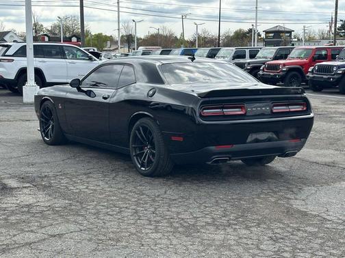 Pitch Black Clearcoat 2021 Dodge Challenger R/T Scat Pack