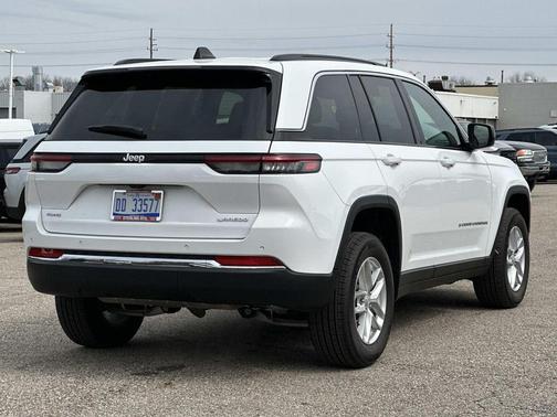 2026 Jeep Grand Cherokee Laredo