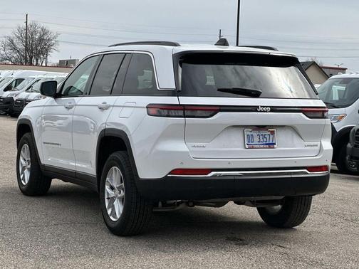 2026 Jeep Grand Cherokee Laredo