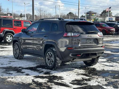 2021 Jeep Cherokee Trailhawk