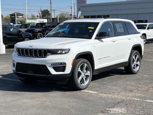 2025 Jeep Grand Cherokee 4xe Base