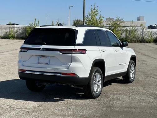 2025 Jeep Grand Cherokee Laredo X