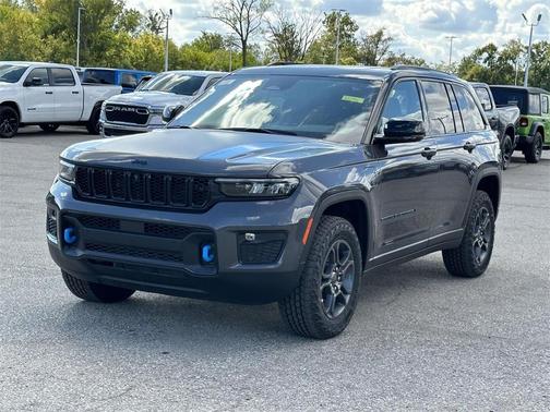 2025 Jeep Grand Cherokee 4xe Trailhawk