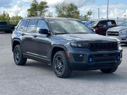 2025 Jeep Grand Cherokee 4xe Trailhawk