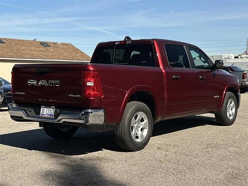 2025 RAM 1500 Big Horn/Lone Star