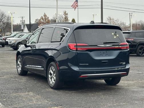 2023 Chrysler Pacifica Limited