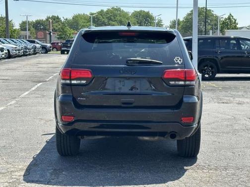 2017 Jeep Grand Cherokee Altitude