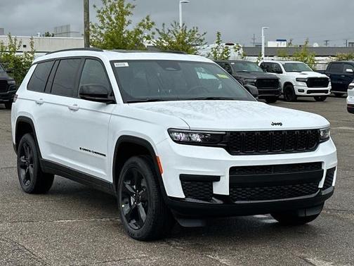 2025 Jeep Grand Cherokee L Laredo