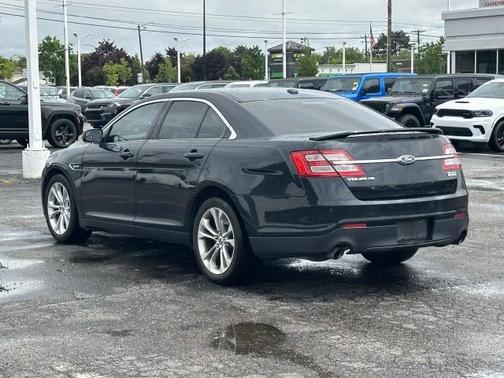2014 Ford Taurus SHO