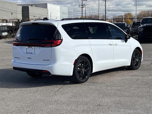 2026 Chrysler Pacifica Limited