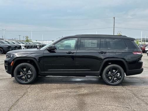 2025 Jeep Grand Cherokee L Laredo