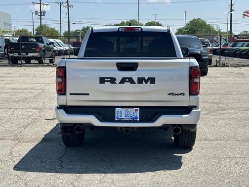 Silver Zynith 2026 RAM 1500 Big Horn/Lone Star
