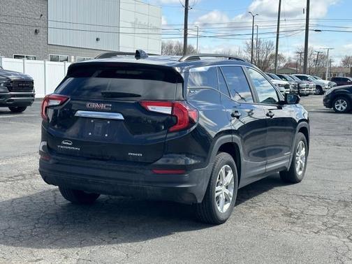 2022 GMC Terrain SLE
