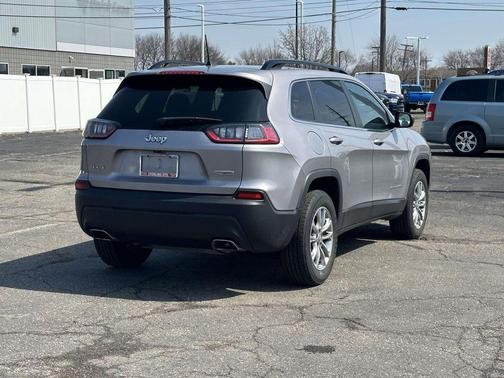 Billet Silver Metallic Clearcoat 2022 Jeep Cherokee Latitude Lux
