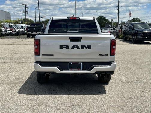 Silver 2026 RAM 1500 Big Horn/Lone Star