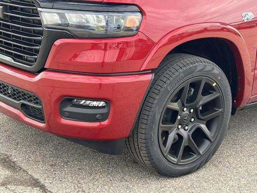 Molten Red Pearlcoat 2026 RAM 1500 Laramie