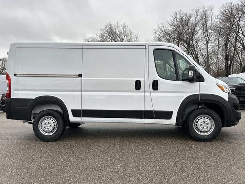 2026 RAM ProMaster 1500 Low Roof